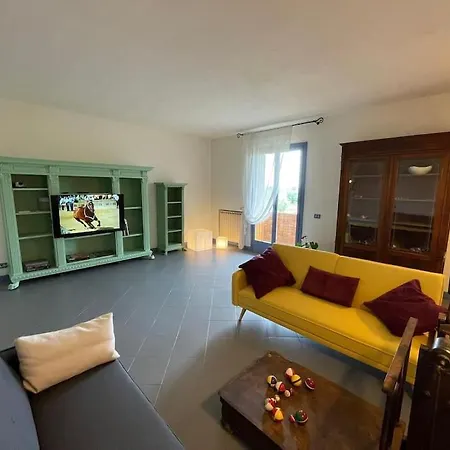 Holiday home Lo Scosso Siena